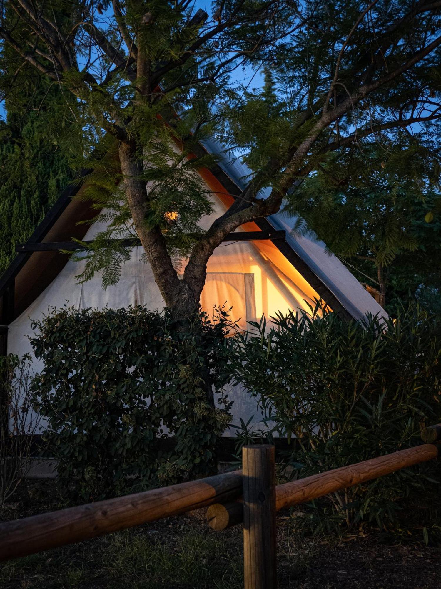 Camping L'Orangeraie Cálig Exteriör bild
